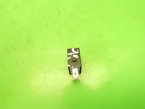 Przekaźnik 646 4H0951253C V23374A1001X010 VW GOLF VII GTI 2.0 TSI 12-16