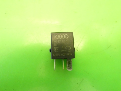 Przekaźnik 646 4H0951253C V23374A1001X010 VW GOLF VII GTI 2.0 TSI 12-16