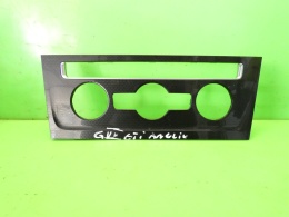 Dekor ramka deski panelu nawiewu UK VW GOLF VII GTI 12-16