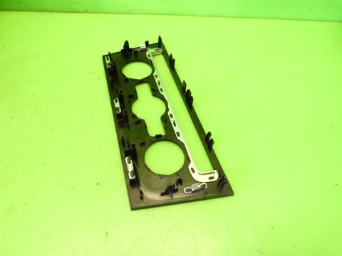 Dekor ramka deski panelu nawiewu UK VW GOLF VII GTI 12-16