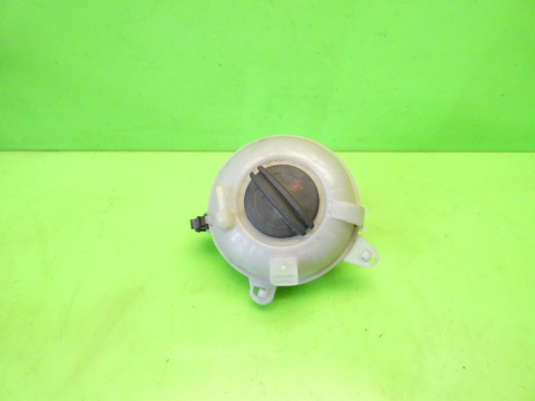 Zbiorniczek wyrównawczy płynu chłodniczego VW GOLF VII GTI 2.0 TSI 12-16