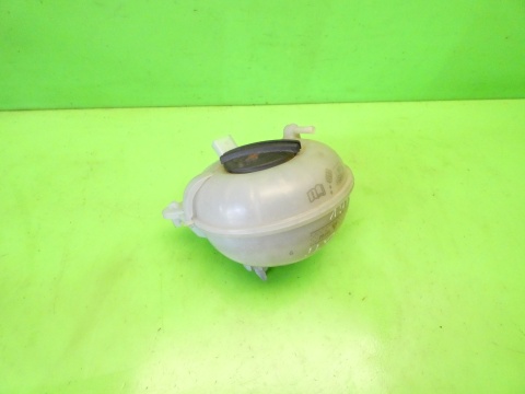 Zbiorniczek wyrównawczy płynu chłodniczego VW GOLF VII GTI 2.0 TSI 12-16