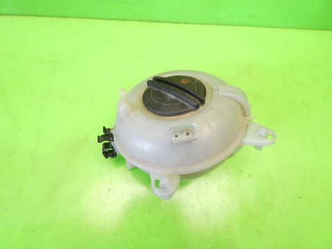 Zbiorniczek wyrównawczy płynu chłodniczego VW GOLF VII GTI 2.0 TSI 12-16