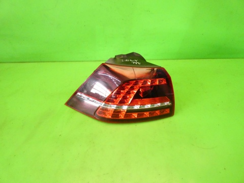 Lampa lewa tył w błotnik LED 5G0945207 VW GOLF VII GTI HB 12-16