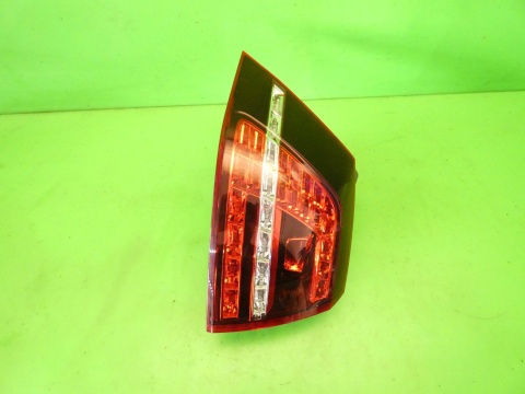 Lampa lewa tył w błotnik LED 5G0945207 VW GOLF VII GTI HB 12-16