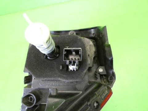 Lampa lewa tył w błotnik LED 5G0945207 VW GOLF VII GTI HB 12-16