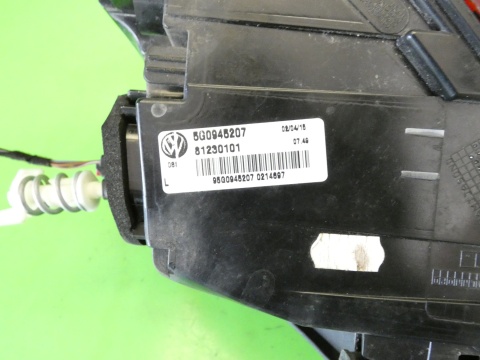 Lampa lewa tył w błotnik LED 5G0945207 VW GOLF VII GTI HB 12-16