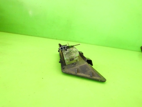 Lampka oświetlenie bagażnika VW GOLF VII GTI HB 12-16