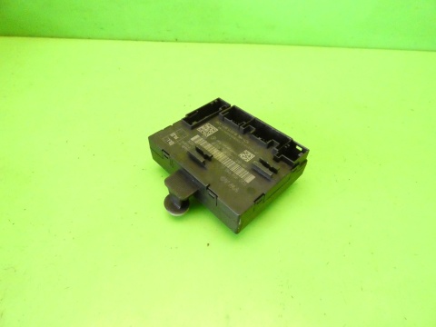 Moduł sterownik drzwi lewy przód 5Q0959593D VW GOLF VII GTI 12-16