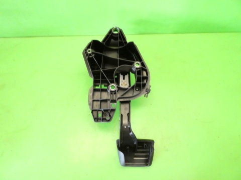 Pedał hamulca automat 5Q2723058AB UK VW GOLF VII GTI 2.0 TSI 12-16