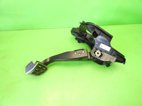 Pedał hamulca automat 5Q2723058AB UK VW GOLF VII GTI 2.0 TSI 12-16