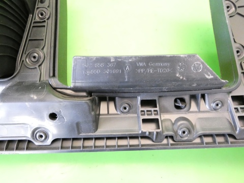 Schowek z deski prawy 5G2858367A VW GOLF VII GTI 12-16