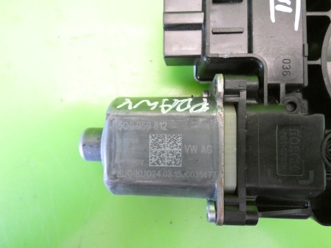 Silniczek szyby prawy tył 5Q0959812 VW GOLF VII GTI 5D 12-16