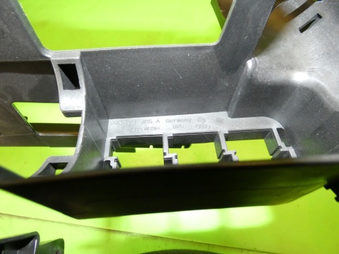 Mocowanie skrzynki bezpieczników 5Q2941395A VW GOLF VII GTI 2.0 TSI 12-16