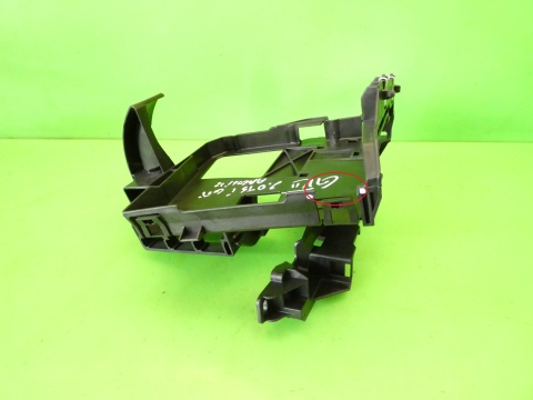 Mocowanie skrzynki bezpieczników 5Q2941395A VW GOLF VII GTI 2.0 TSI 12-16