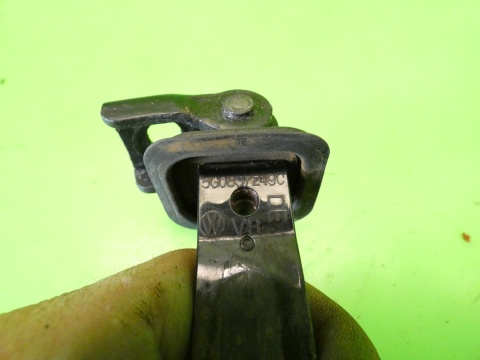 Ogranicznik drzwi lewy przód 5G0837249C VW GOLF VII GTI HB 12-16