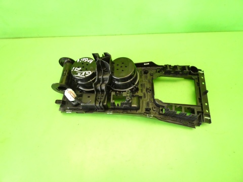 Roletka uchwyt na kubki cupholder uk VW GOLF VII GTI 12-16