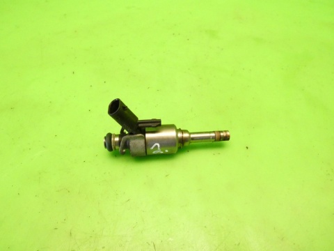 Wtrysk wtryskiwacz 0261500244 06L906036K VW GOLF VII GTI 2.0 TSI 12-16 Wtrysk wtryskiwacz 0261500244 06L906036K VW GOLF VII GTI 2.0 TSI 12-16