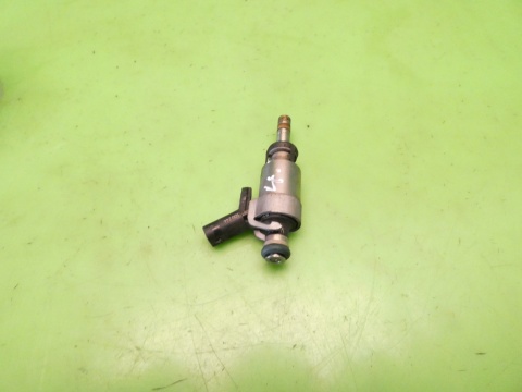 Wtrysk wtryskiwacz 0261500244 06L906036K VW GOLF VII GTI 2.0 TSI 12-16 Wtrysk wtryskiwacz 0261500244 06L906036K VW GOLF VII GTI 2.0 TSI 12-16