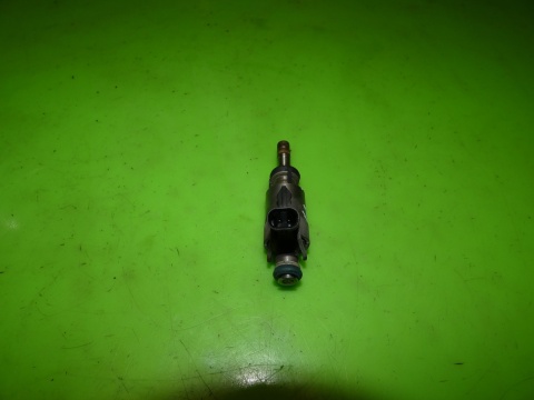 Wtrysk wtryskiwacz 0261500244 06L906036K VW GOLF VII GTI 2.0 TSI 12-16 Wtrysk wtryskiwacz 0261500244 06L906036K VW GOLF VII GTI 2.0 TSI 12-16