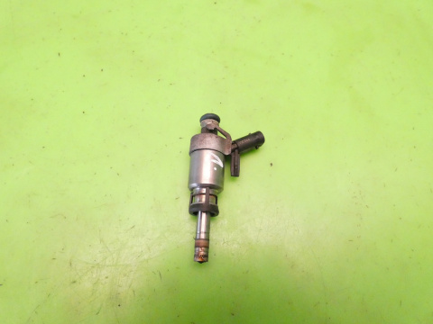 Wtrysk wtryskiwacz 0261500244 06L906036K VW GOLF VII GTI 2.0 TSI 12-16 Wtrysk wtryskiwacz 0261500244 06L906036K VW GOLF VII GTI 2.0 TSI 12-16