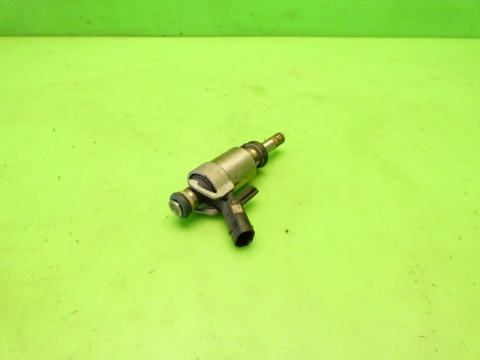 Wtrysk wtryskiwacz 0261500244 06L906036K VW GOLF VII GTI 2.0 TSI 12-16 Wtrysk wtryskiwacz 0261500244 06L906036K VW GOLF VII GTI 2.0 TSI 12-16