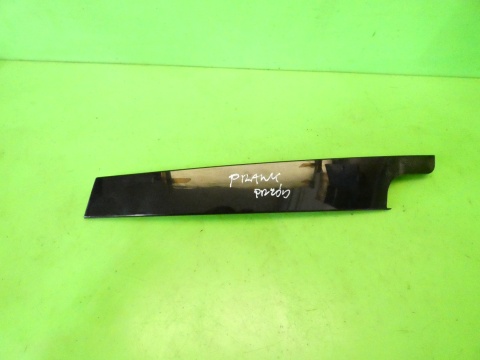 Listwa nakładka słupka drzwi prawa przód VW GOLF VII GTI 5D HB 12-16