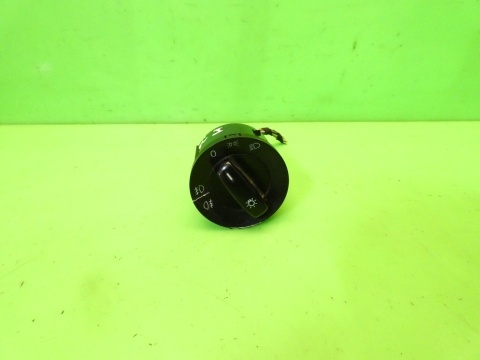 Przełącznik włącznik świateł halogeny 1K0941431Q VW TOURAN I 1T 03-06