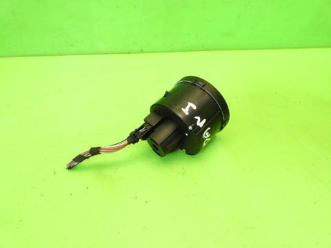 Przełącznik włącznik świateł halogeny 1K0941431Q VW TOURAN I 1T 03-06