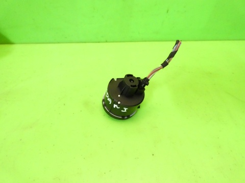 Przełącznik włącznik świateł halogeny 1K0941431Q VW TOURAN I 1T 03-06