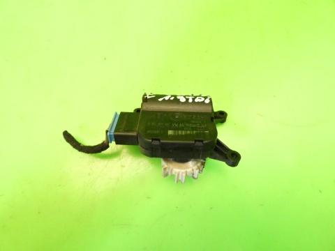 Silniczek sterowania nawiewem 0132801337 1K0907511D VW TOURAN I 1T 03-06