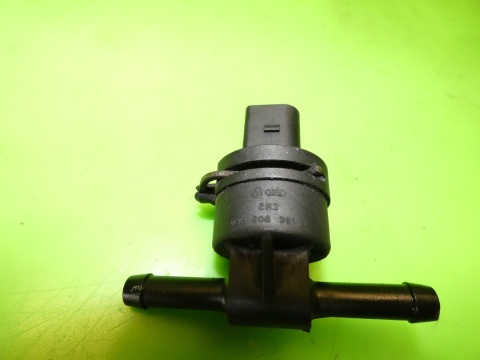 Czujnik temperatury paliwa 038906081B VW TOURAN I 1T 1.9 TDI 03-06 Czujnik temperatury paliwa 038906081B VW TOURAN I 1T 1.9 TDI 03-06