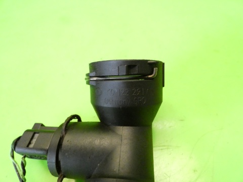 Króciec wody układu chłodzenia 1K0122291AD VW TOURAN I 1T 1.9 TDI 03-06