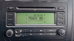 Radio Rcd 300 Blaupunkt 1K0035186J 7643223360 VW TOURAN I 1T 03-06