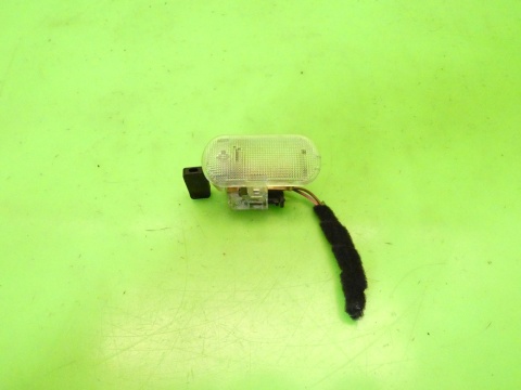 Lampka oświetlenie schowka 1J0947311 VW TOURAN I 1T 03-06