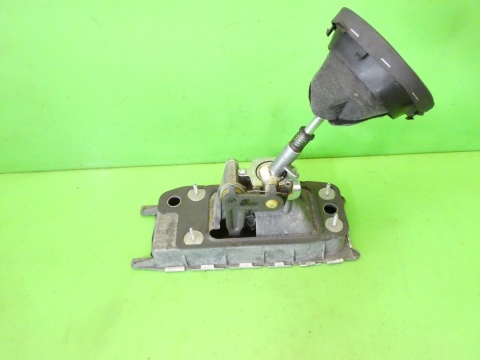 Lewarek dźwignia zmiany 6 biegów 1K0711061A VW TOURAN I 1T 1.9 TDI 03-06