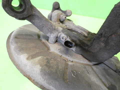 Zwrotnica piasta prawa przód VW TOURAN I 1T 1.9 TDI 03-06