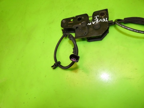 Zamek maski pokrywy silnika VW TOURAN I 1T 03-06