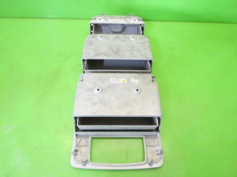 Schowek na okulary dachu podsufitki 1T0868837B VW TOURAN I 1T 03-06