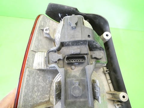 Lampa prawa tył VW TOURAN I 1T 03-06