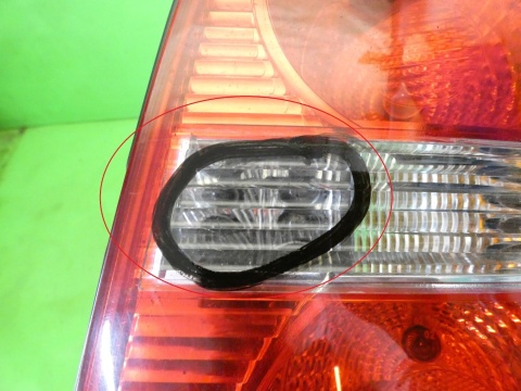 Lampa prawa tył VW TOURAN I 1T 03-06