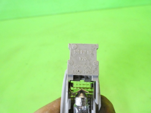 Lampka oświetlenie kabiny 3B0947113 VW TOURAN I 1T 03-06