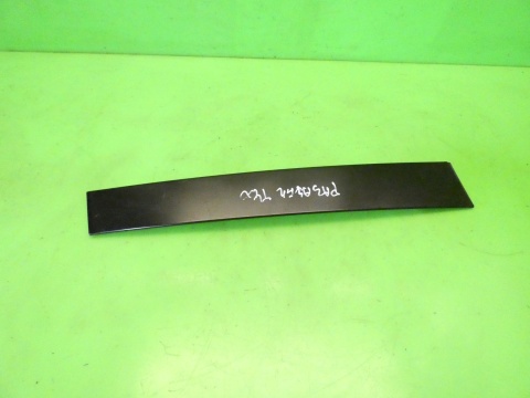 Listwa nakładka szyby karoseryjnej prawa tył VW TOURAN I 1T 03-06