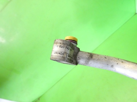 Rurka przewód klimatyzacji 1T0820743AA VW TOURAN I 1T 03-06