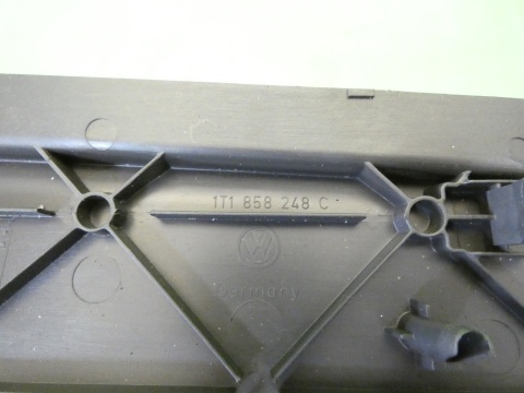 Zaślepka osłona deski prawa 1T1858248C VW TOURAN I 1T 03-06