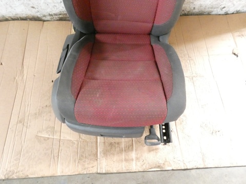 Fotel prawy pasażera przód VW TOURAN I 1T 03-06