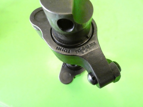 Wałek pompowtrysków VW TOURAN I 1T 1.9 TDI 03-06