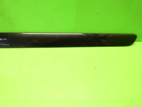 Listwa drzwiowa prawa przód LC9Z VW TOURAN I 1T 03-06