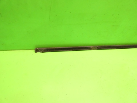 Listwa zgarniająca prawa tył VW TOURAN I 1T 03-06