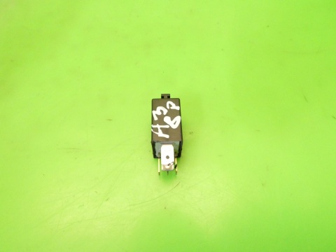 Przekaźnik 404 7M0951253C AUDI A3 8P 1.6 8V 03-05